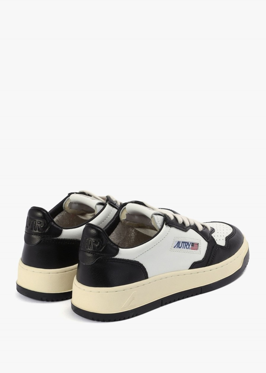 Womens AUTRY Trainers | Womens Medalist Low Leather Trainers In All Black