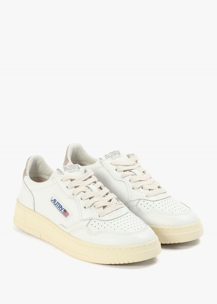 Womens AUTRY Trainers | Womens Medalist Low Leather Trainers In Gold