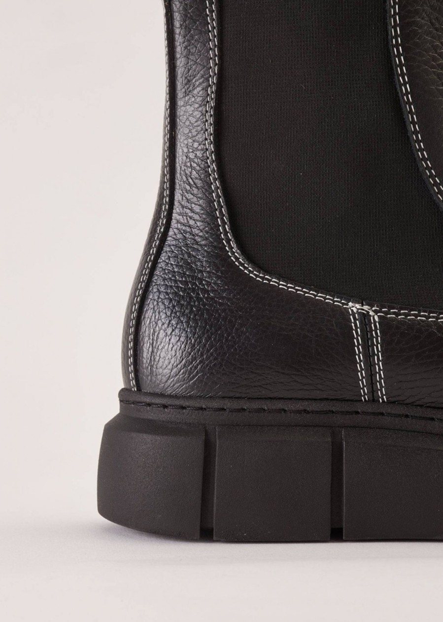 Womens SHOE THE BEAR Gifting | Womens Tove Bicolour Chelsea Boot In Black